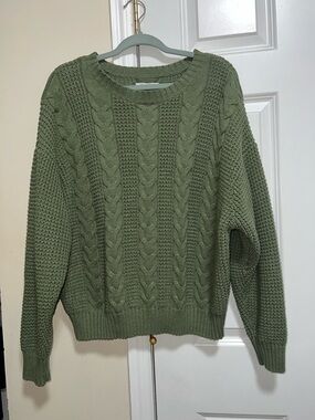 American Eagle Outfitters Olive Green Cable Knit Crewneck Sweater